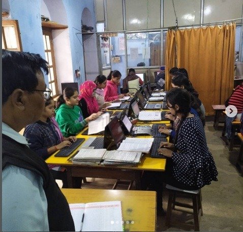 SRCC Computer Lab classroom settings in Arrah
